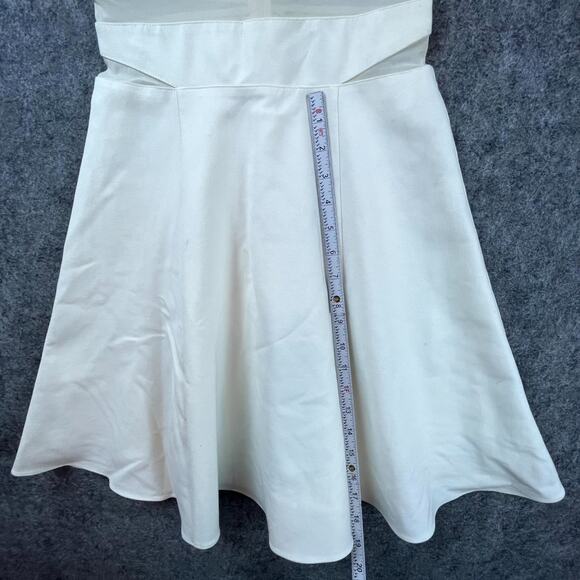 Elizabeth And James Skater Dress Womens 0 White Pleated Sheer Cutout Preppy - Picture 6 of 7